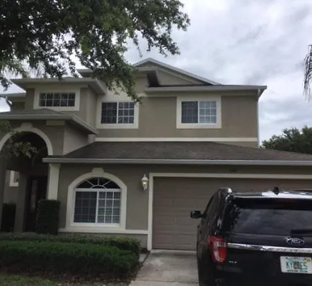 Beautiful 5 Bed Home With Private Pool